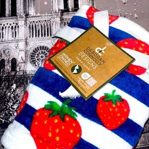 💙🍓💙• 🫦 Deborah Connolly x Sweet Like Strawberries…